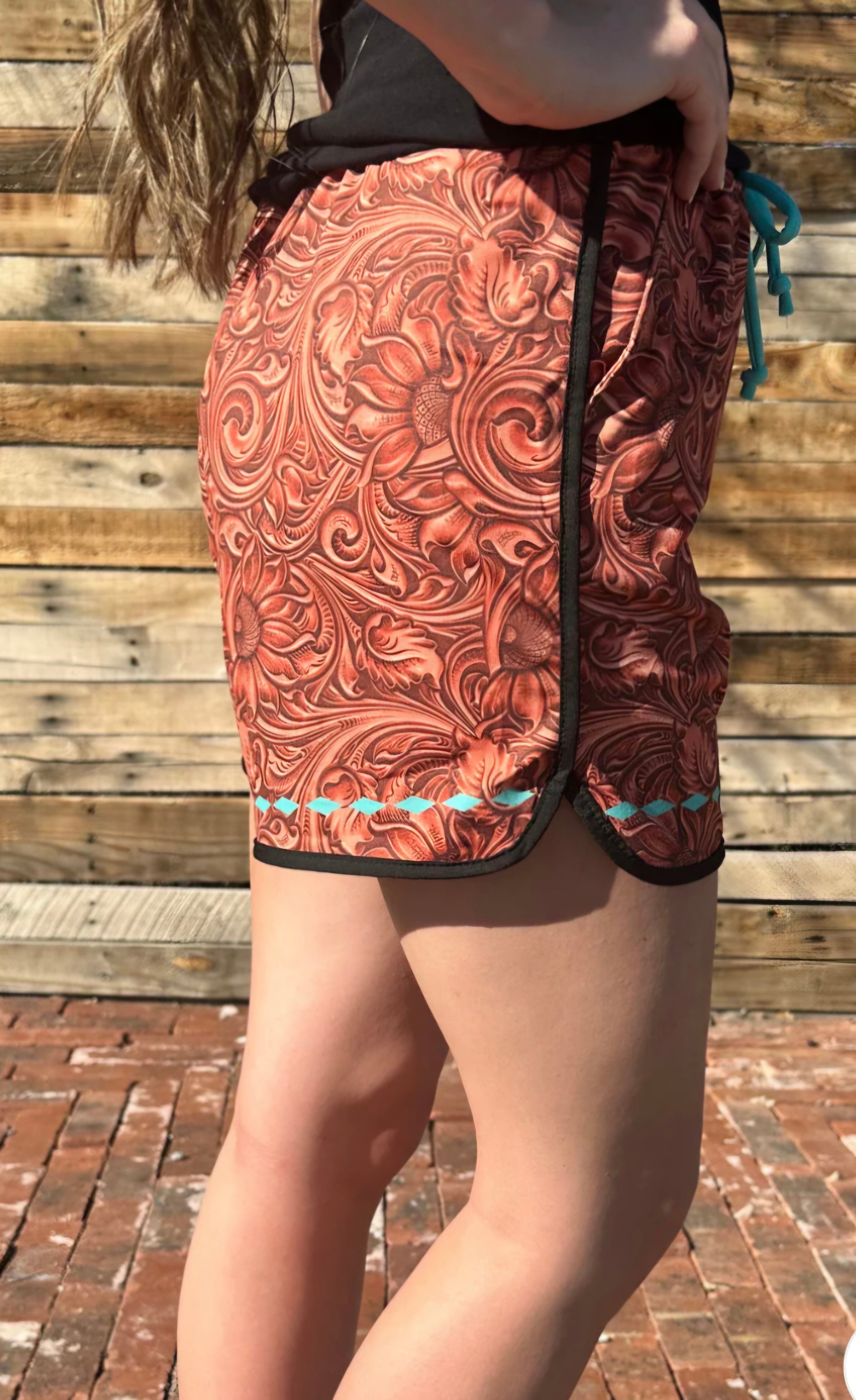 Sterling Kreek Tooled Beauty Shorts