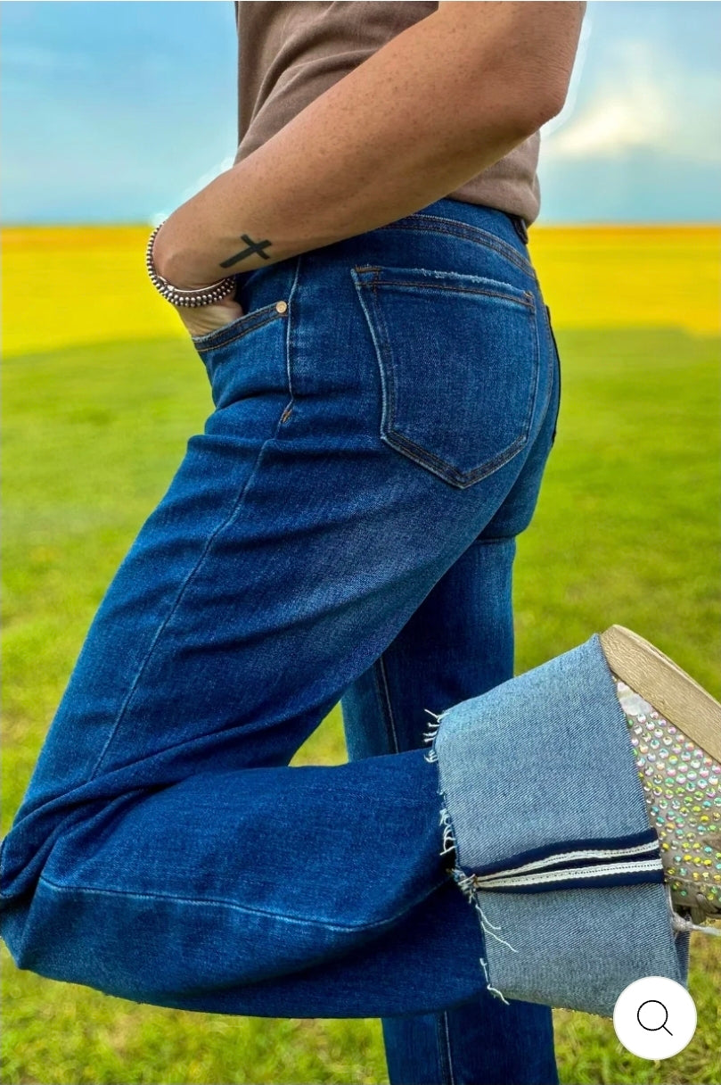 Sterling Kreek Cuffee Straight Leg Jeans